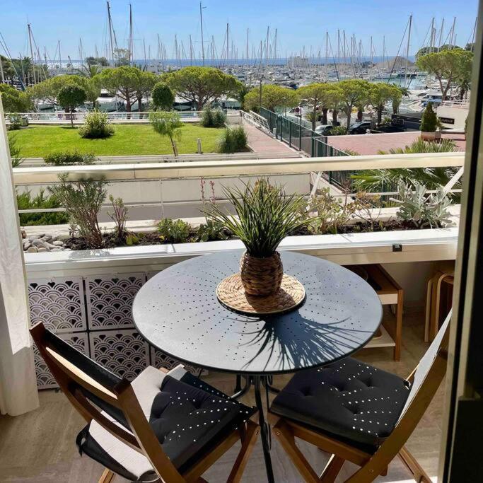 Studio Port Marina - Parking Prive, Climatise Au Ducal Villeneuve-Loubet Exterior photo